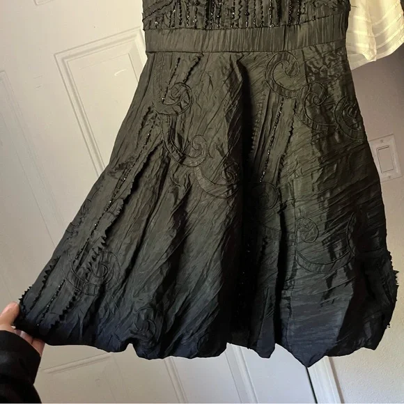 SUE WONG black vintage beaded sleeveless bubble hem mini dress